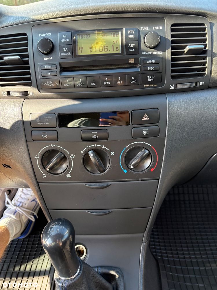 Toyota Corolla 1.6 VVT-i Sol (air6) - 10