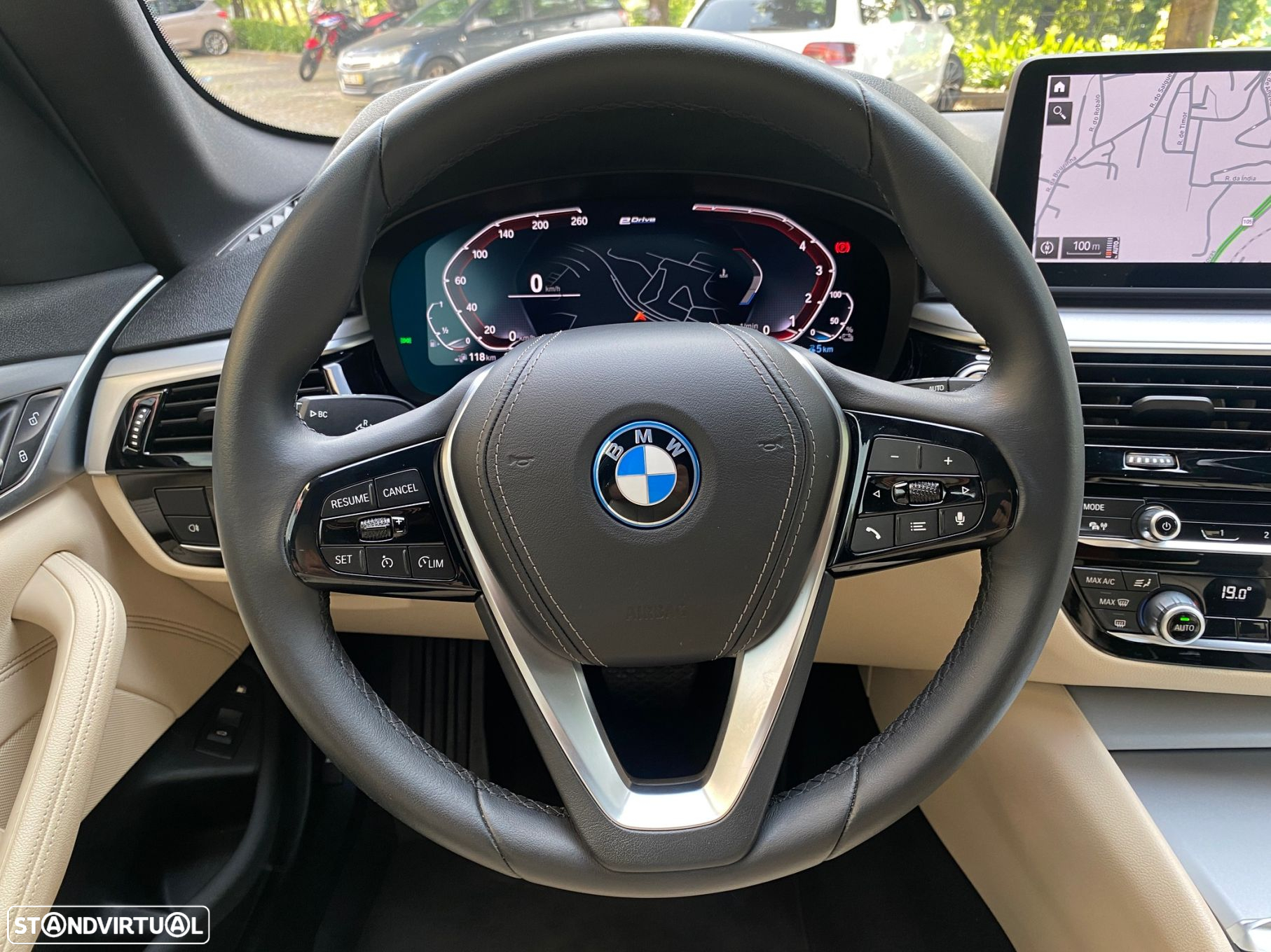 BMW 530 e - 17
