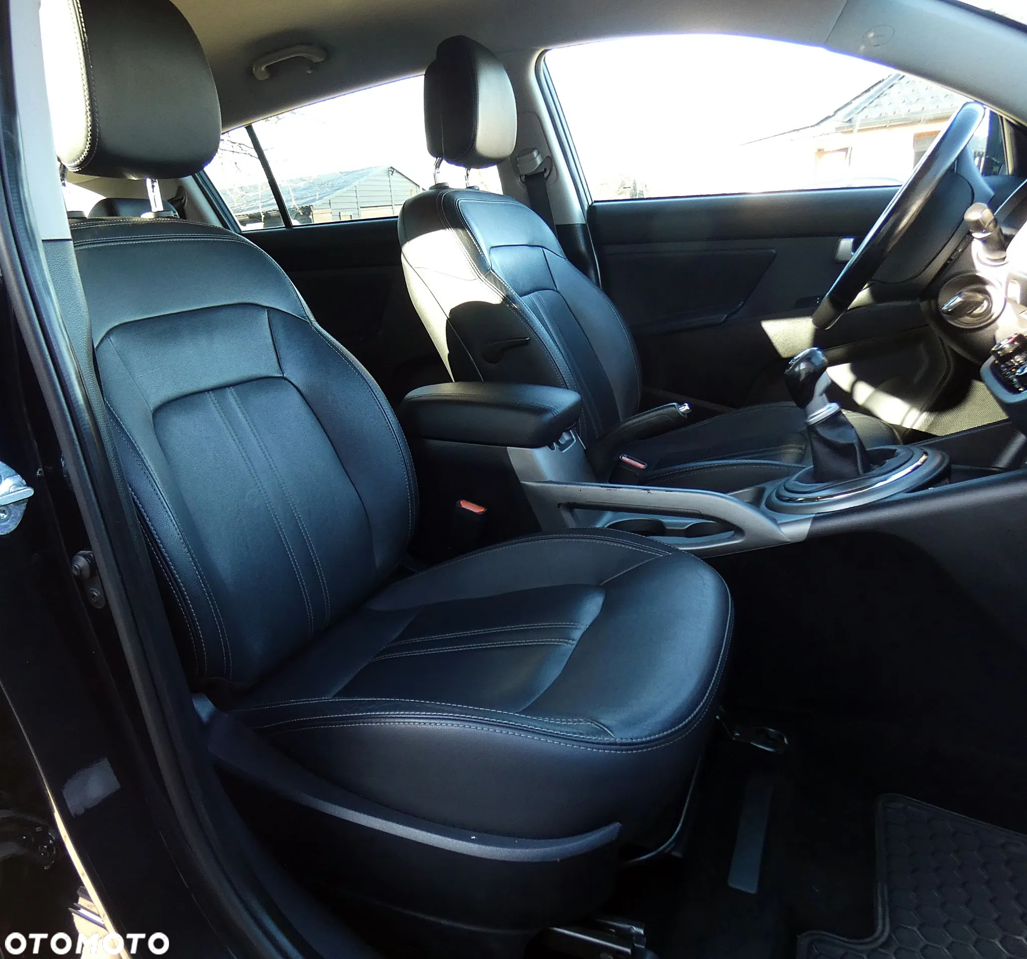 Kia Sportage 1.7 CRDI XL 2WD - 26