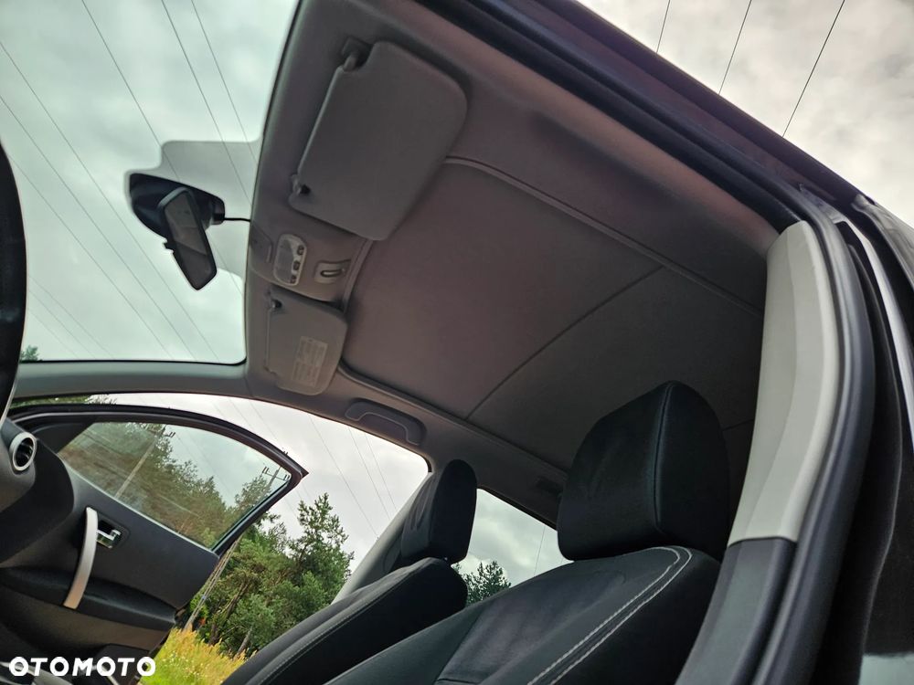 Nissan Qashqai+2 2.0 4x4 Tekna - 10