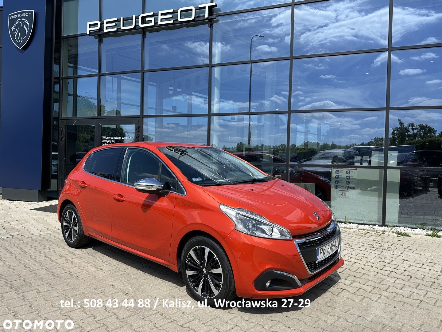 Peugeot 208 - 1