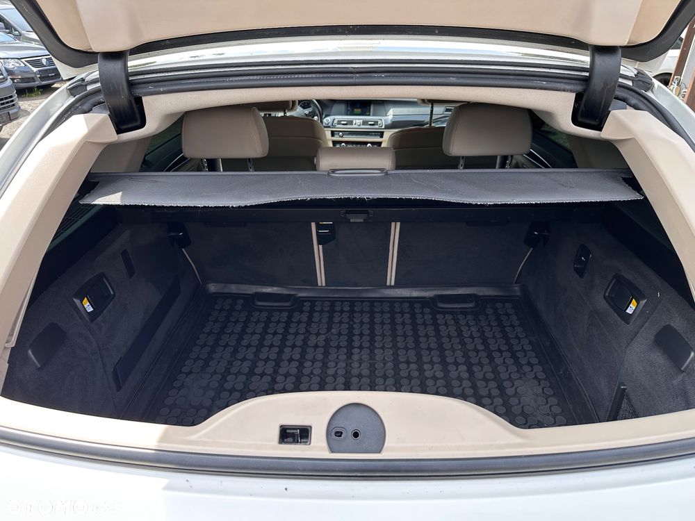 BMW Seria 5 520d Luxury Line - 33