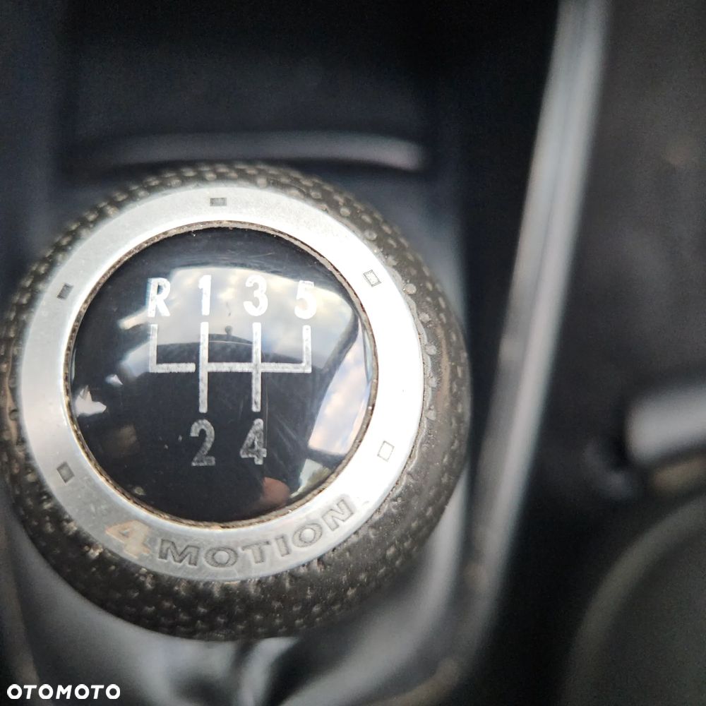 Volkswagen Golf IV 2.0 4Mot Highline - 23