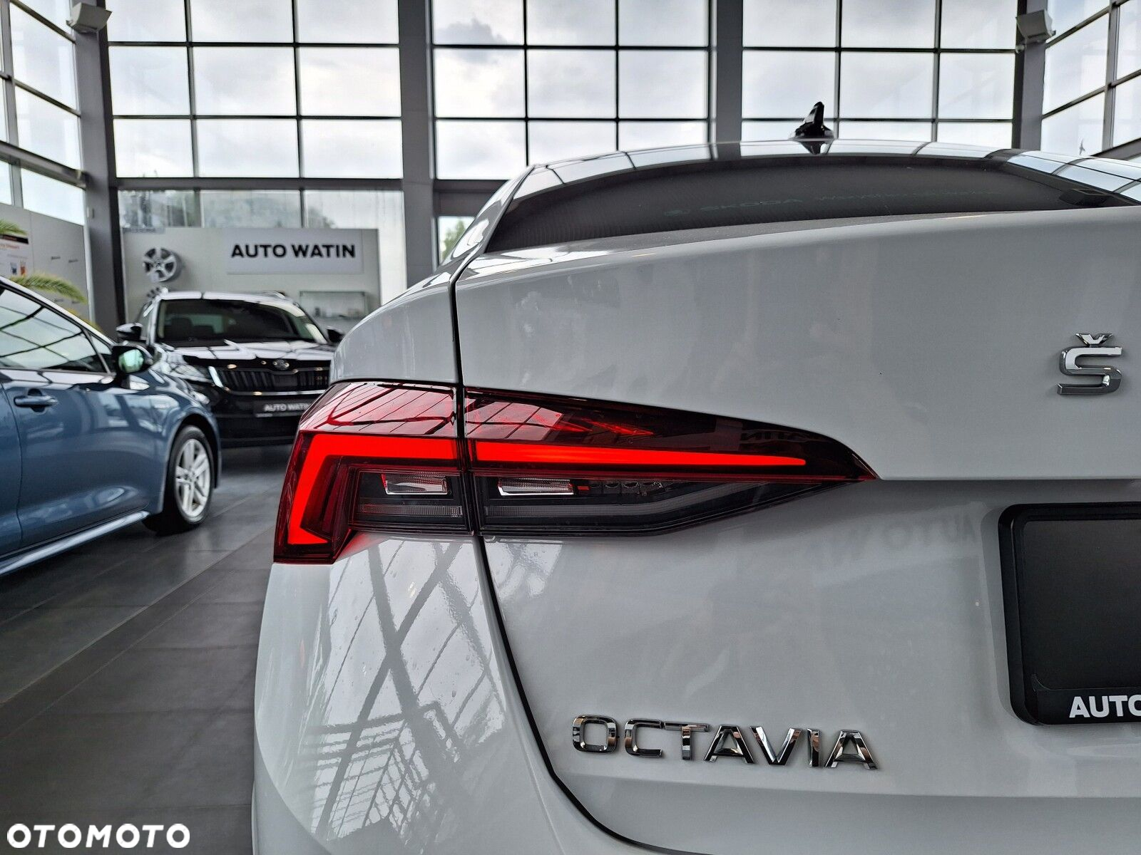Skoda Octavia 1.5 TSI ACT Style DSG - 8