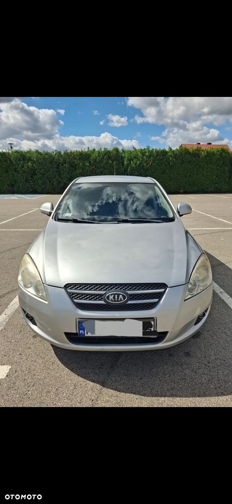 Kia Ceed 1.4 Comfort - 1