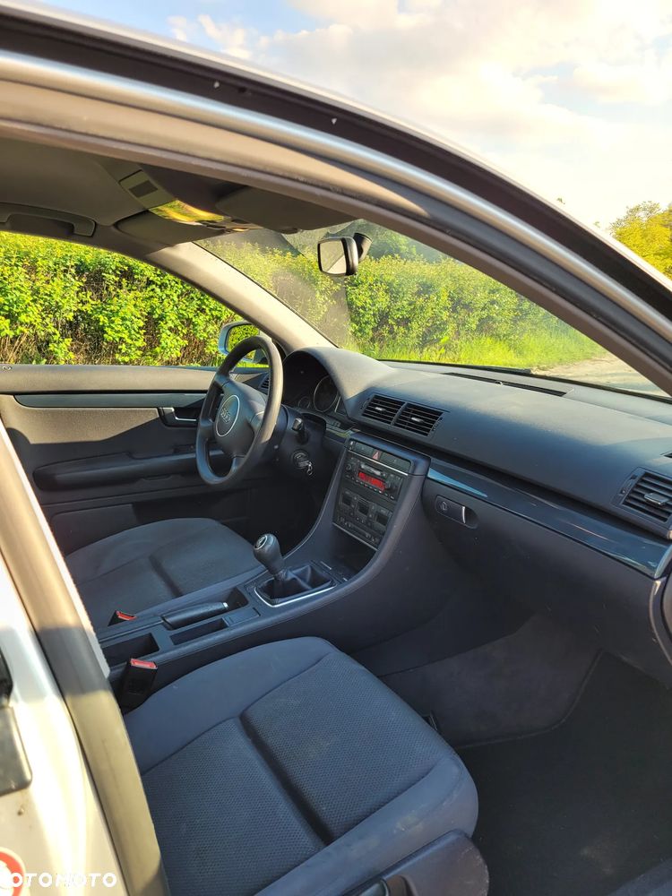 Audi A4 Avant - 13