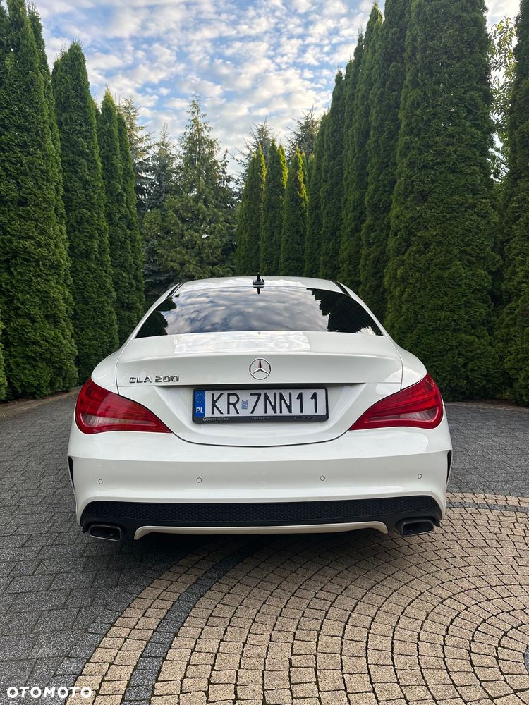 Mercedes-Benz CLA 200 7G-DCT - 7