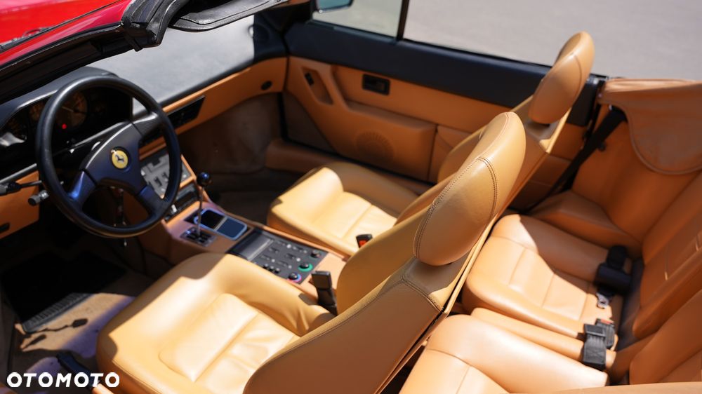 Ferrari Mondial - 5