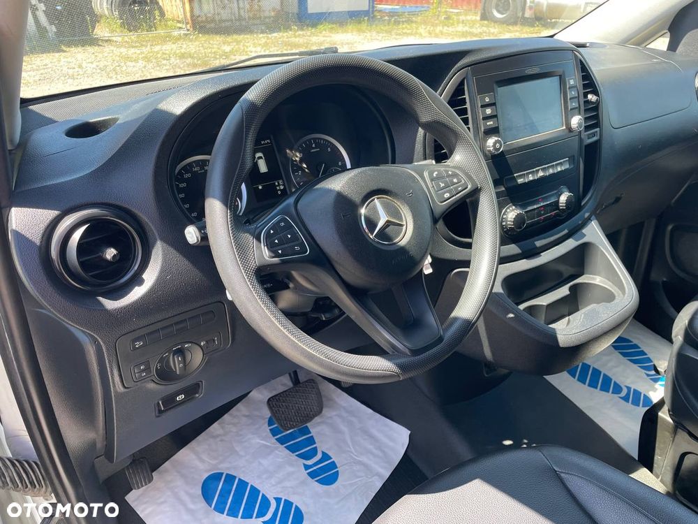 Mercedes-Benz Vito - 10