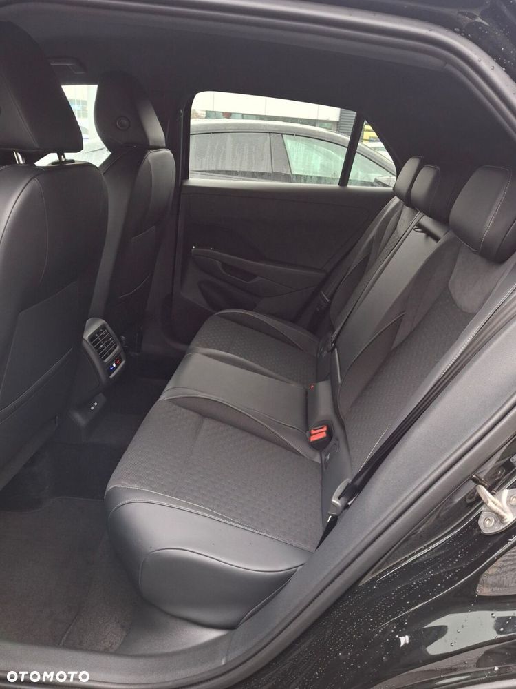 Volkswagen T-Roc 1.5 TSI R-Line DSG - 14