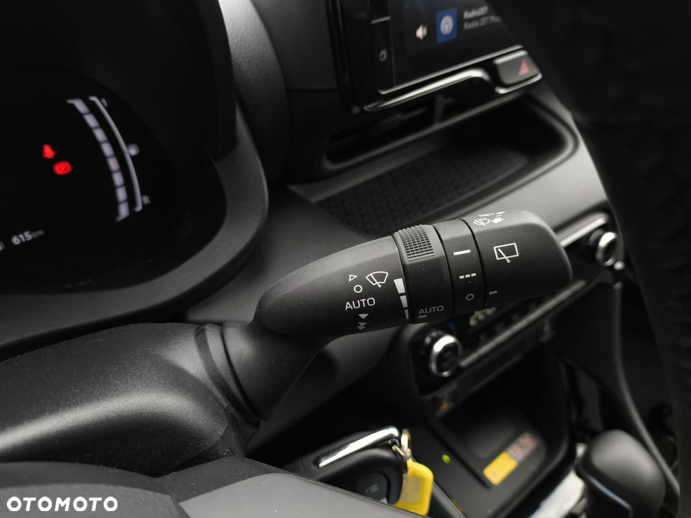 Toyota Yaris Hybrid 1.5 Style - 15