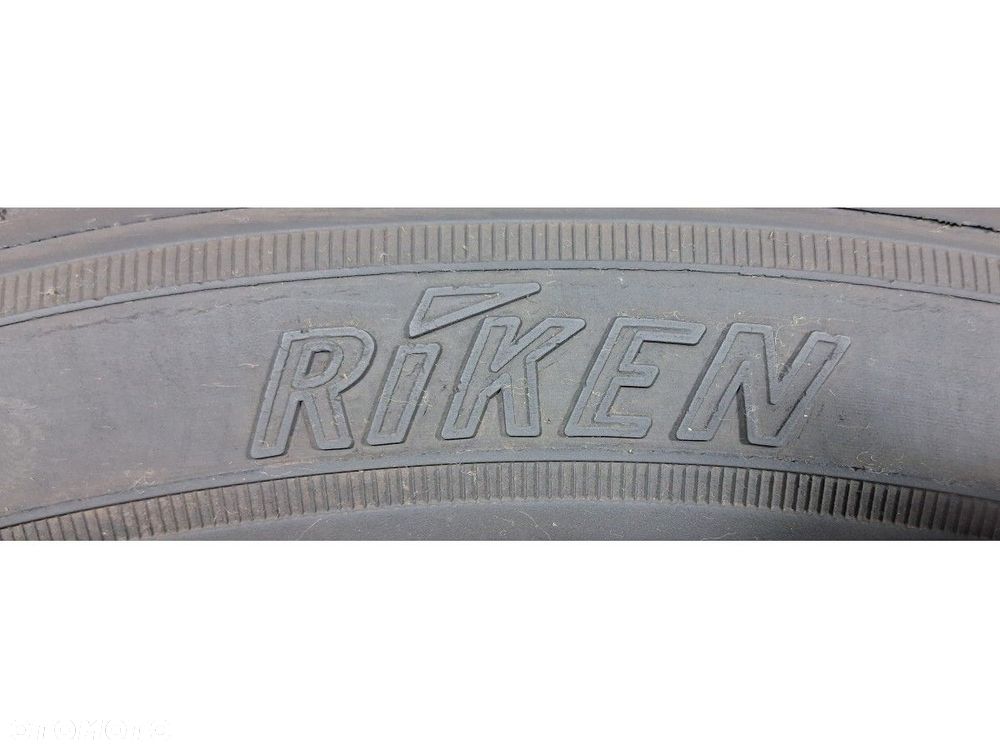 Opony zimowe 225/45R18 95V Riken - 3