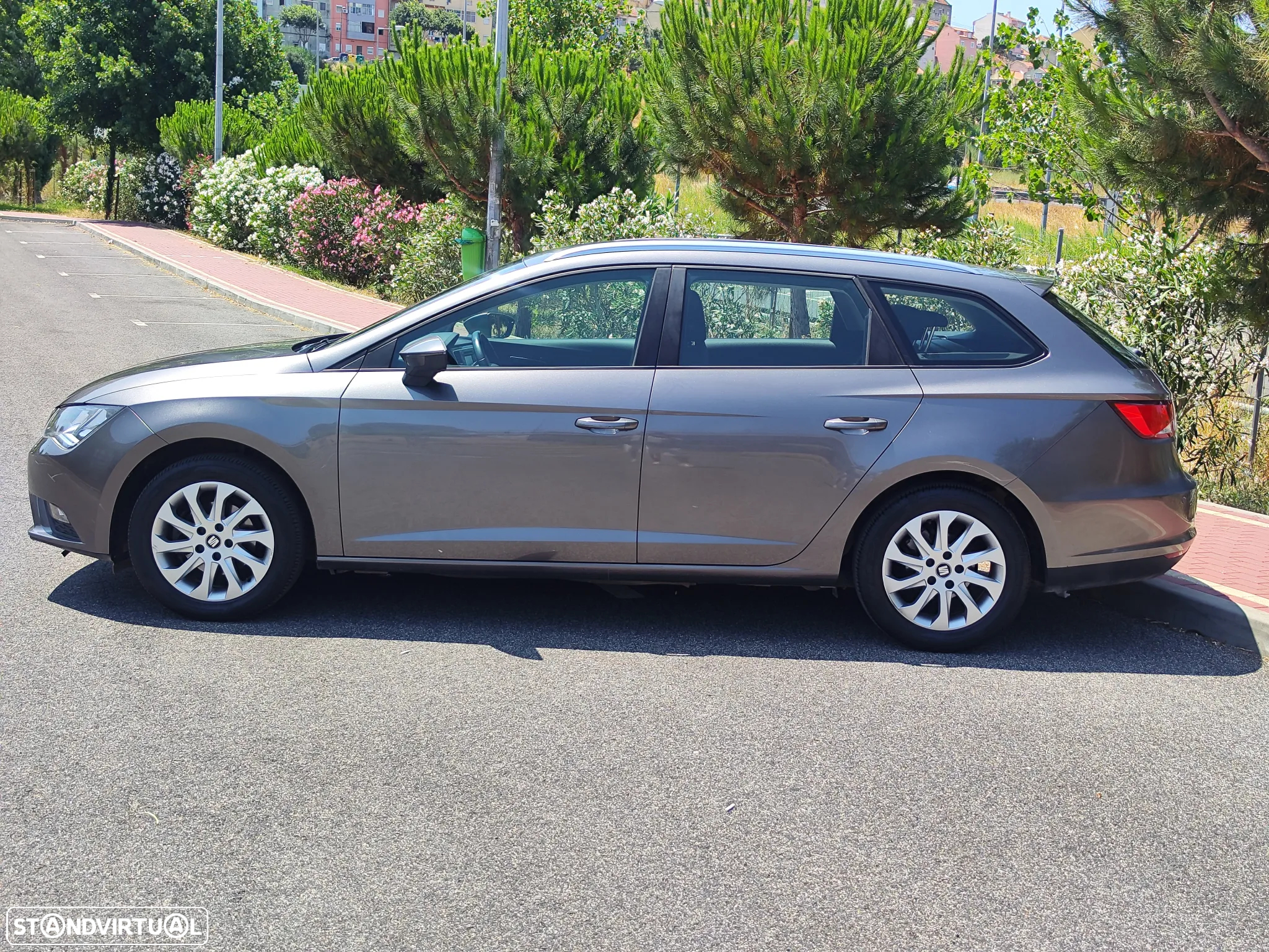 SEAT Leon ST 1.6 TDI Reference Ecomotive - 13