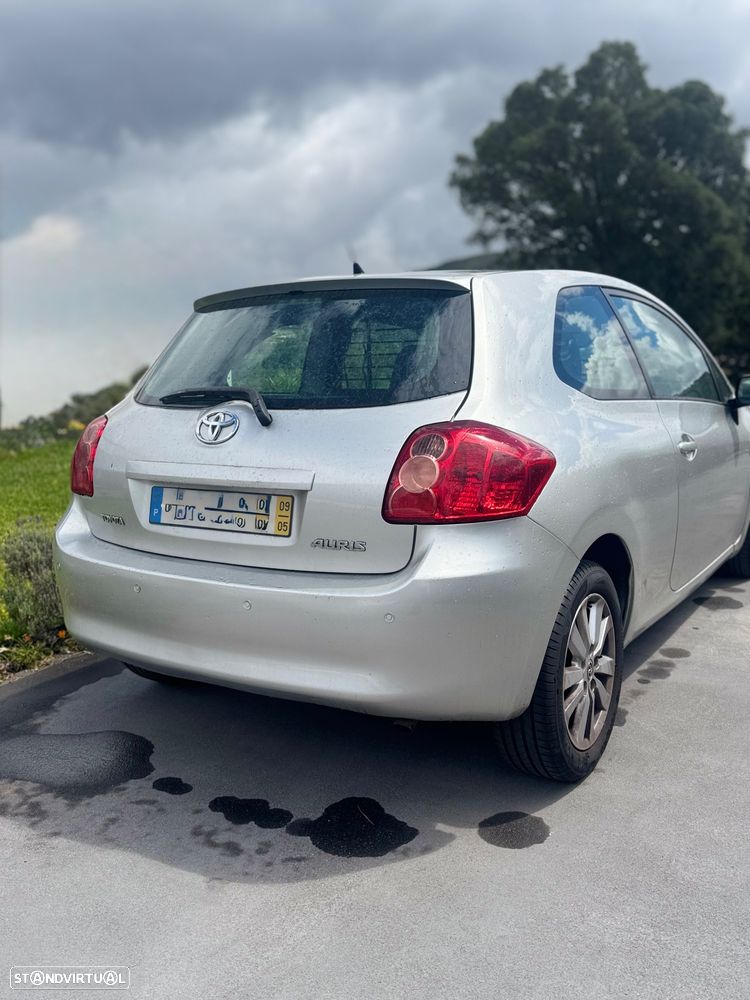 Toyota Auris 1.4 D-4D - 3