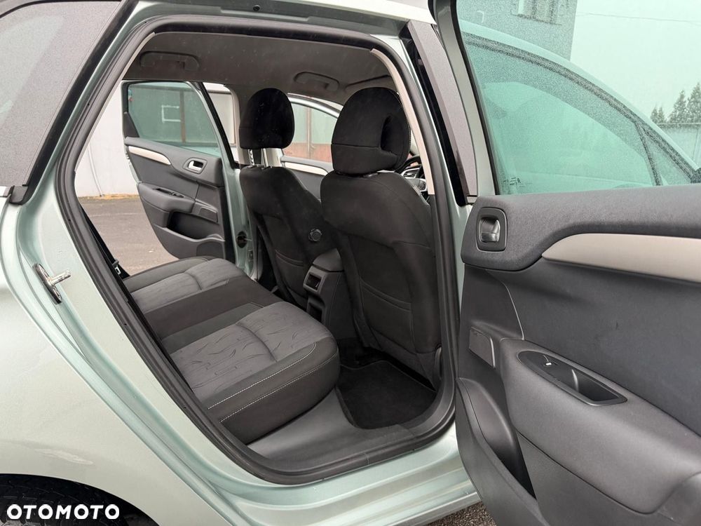 Citroën C4 HDi 90 Attraction - 16