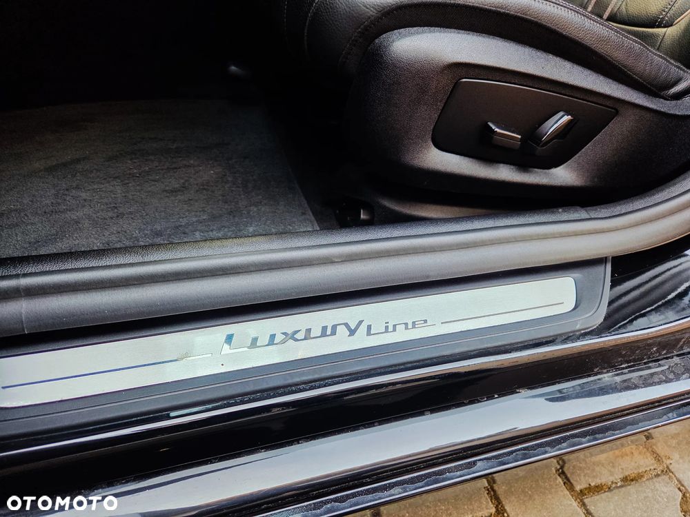 BMW Seria 5 520i Luxury Line sport - 8