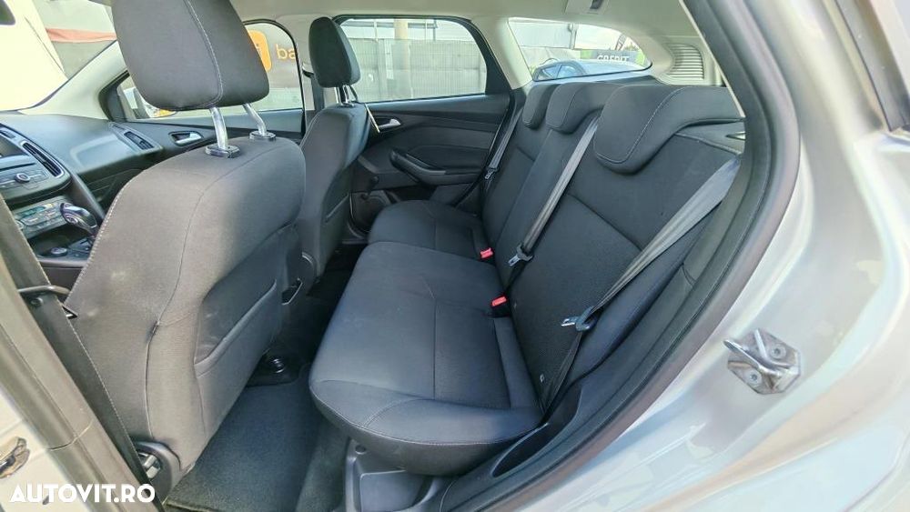 Ford Focus - 14
