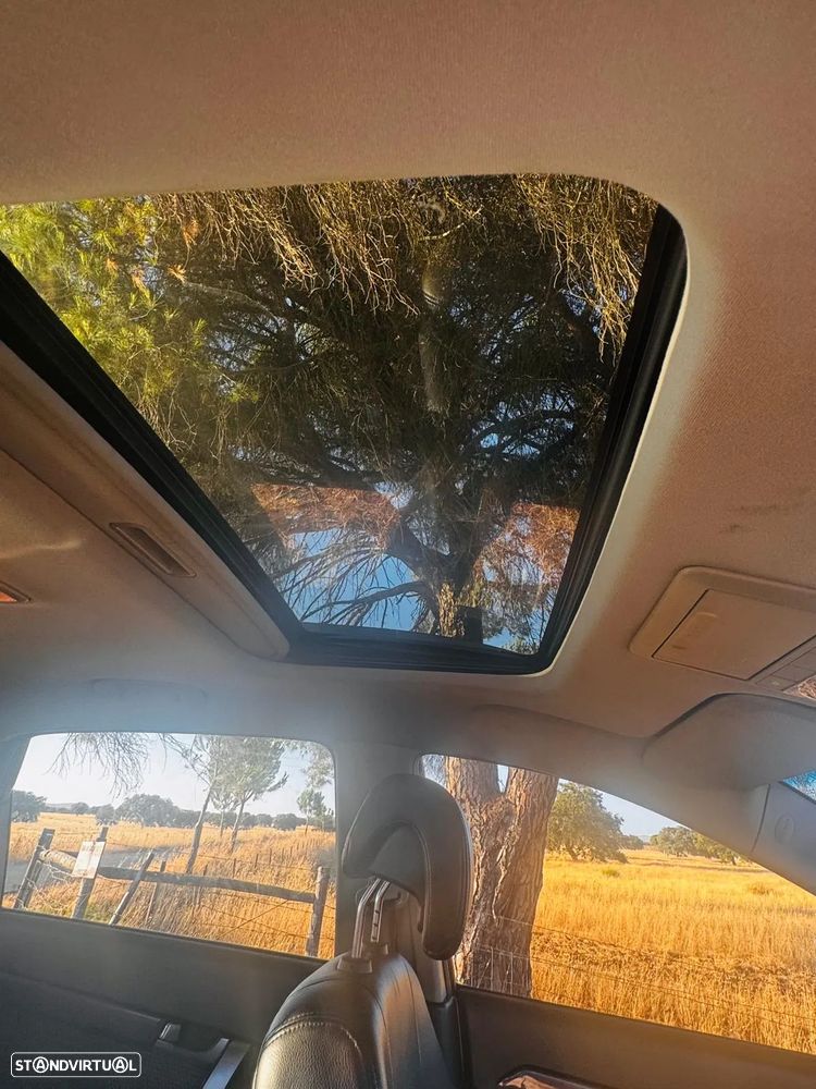 Chevrolet Captiva 2.0 VCDi Seven Extreme 7L - 4