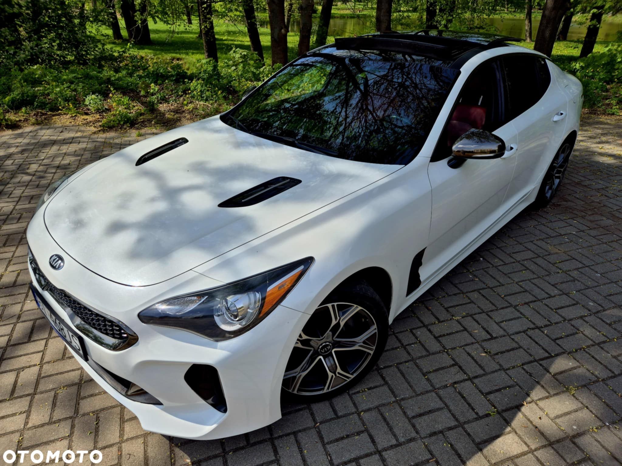 Kia Stinger 2.0 T-GDI GT Line - 1