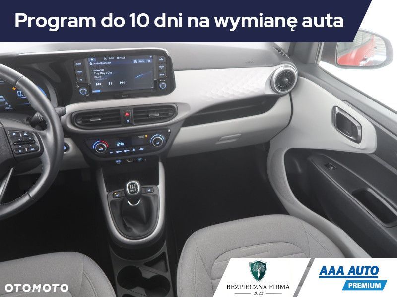 Hyundai i10 - 10