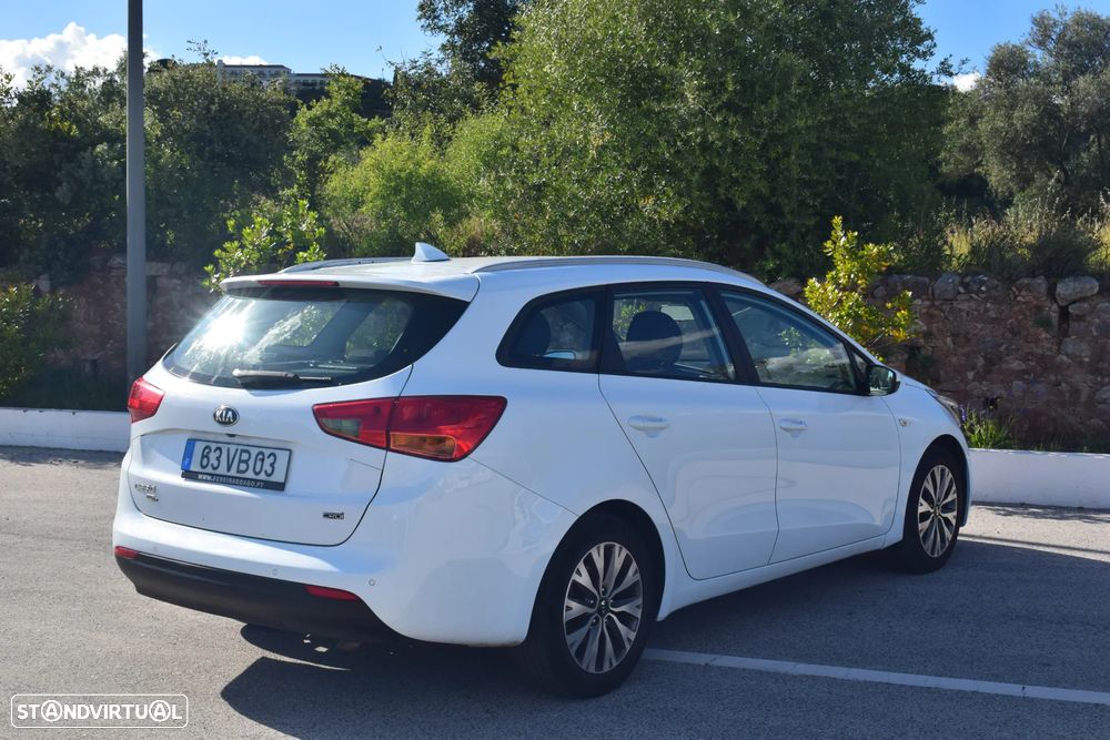Kia Ceed SW 1.4 CRDi Nav Line - 5