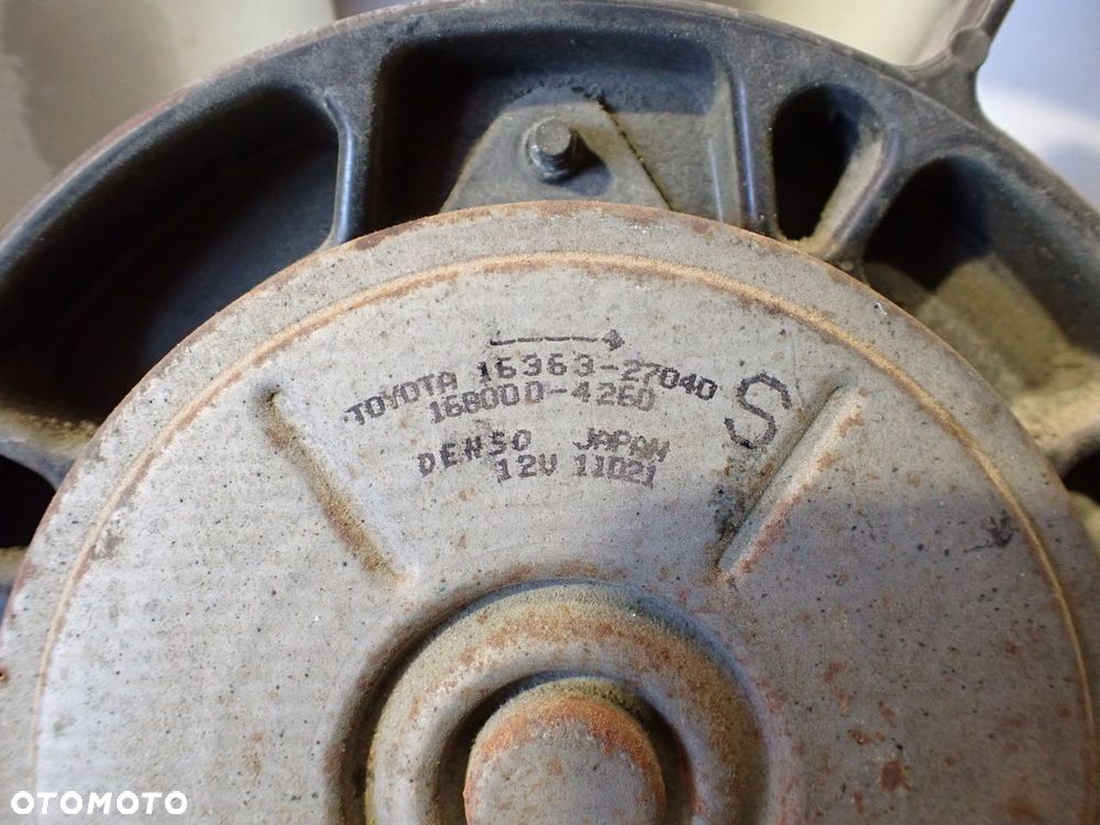 WENTYLATOR CHŁODNICY TOYOTA COROLLA VERSO I - 8