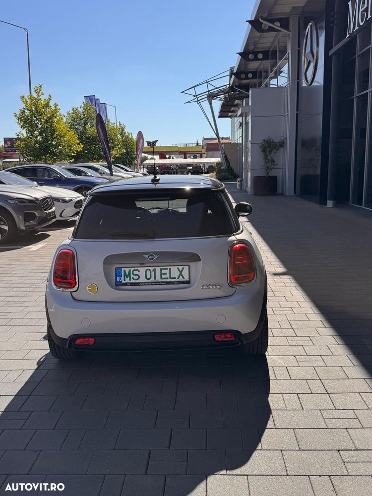 Mini Cooper SE - 6