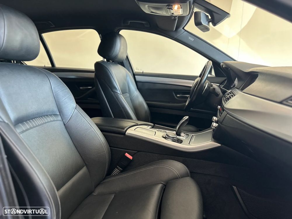 BMW 520 d Line Luxury Auto - 34
