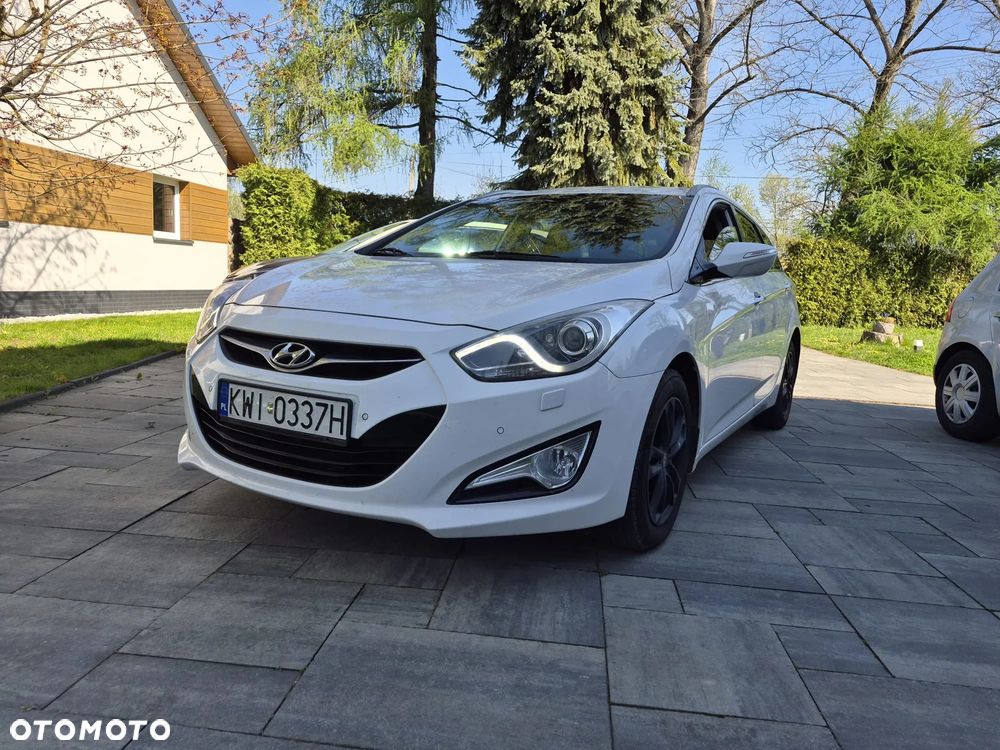 Hyundai i40 Kombi 1.7 CRDi Premium - 2