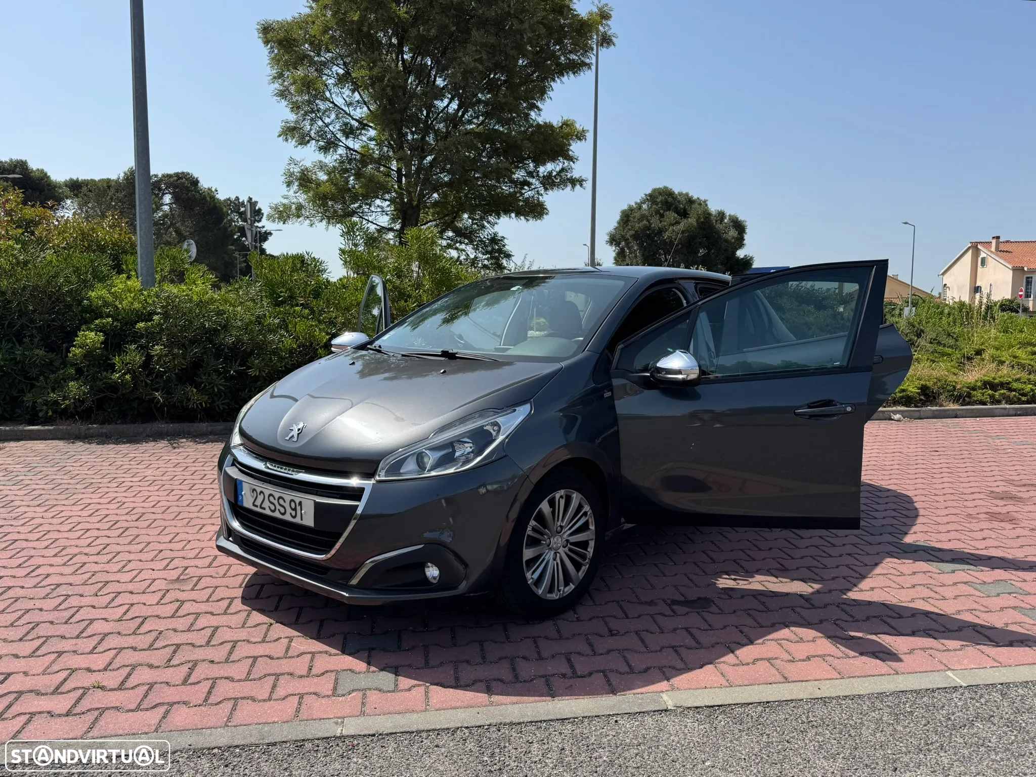 Peugeot 208 1.2 PureTech Style - 9