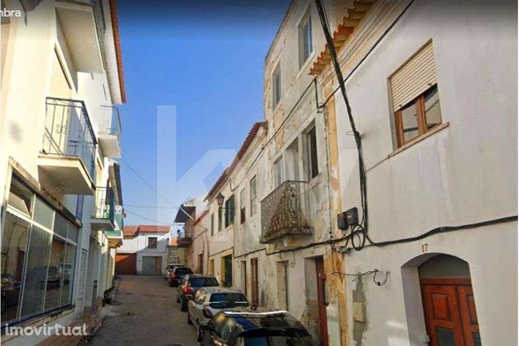 Moradia para requalificar | Centro da Vila Soure | T3 | Oportunidade p - Grande imagem: 5/12