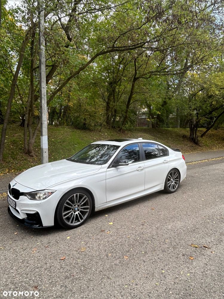 BMW Seria 3 335i xDrive M Sport - 2
