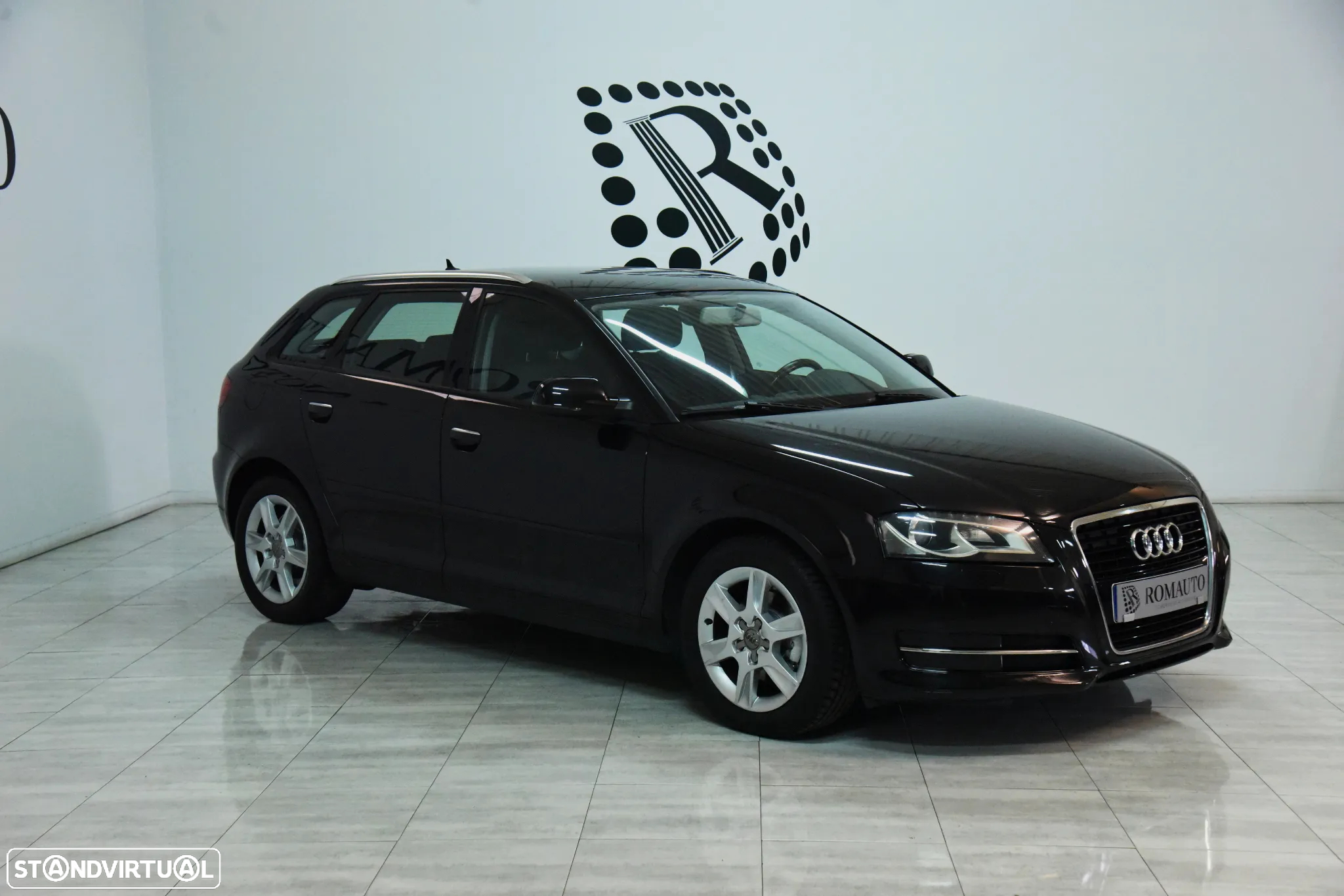 Audi A3 Sportback 1.6 TDI Attraction Special Edition - 3