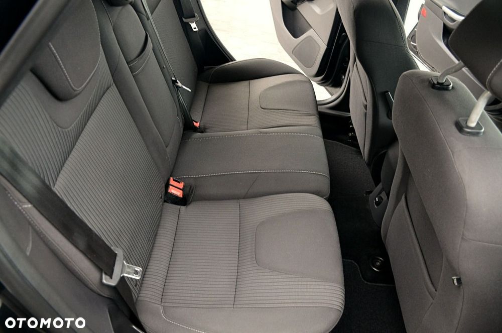 Ford Focus - 18