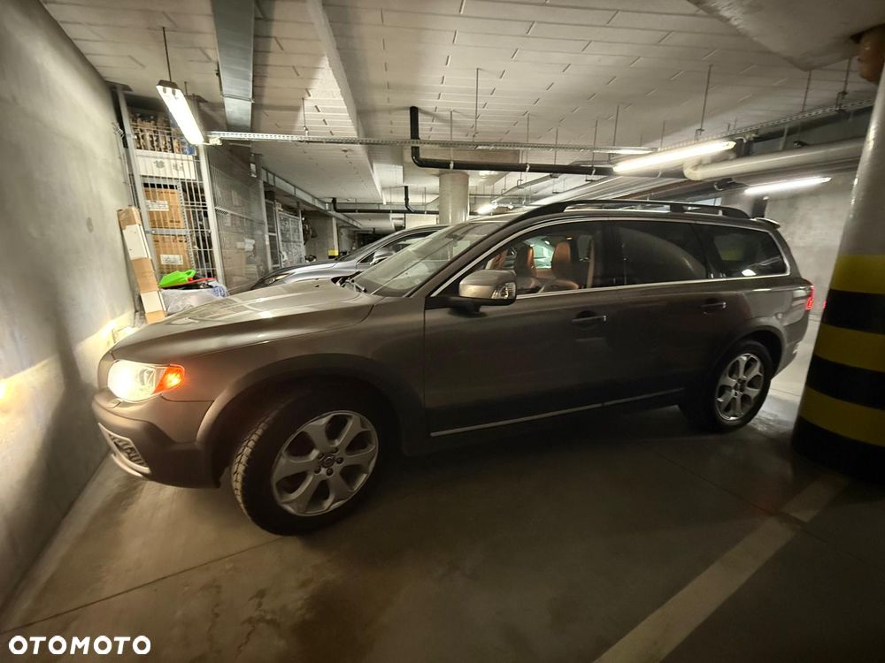 Volvo XC 70 D5 AWD Summum - 9