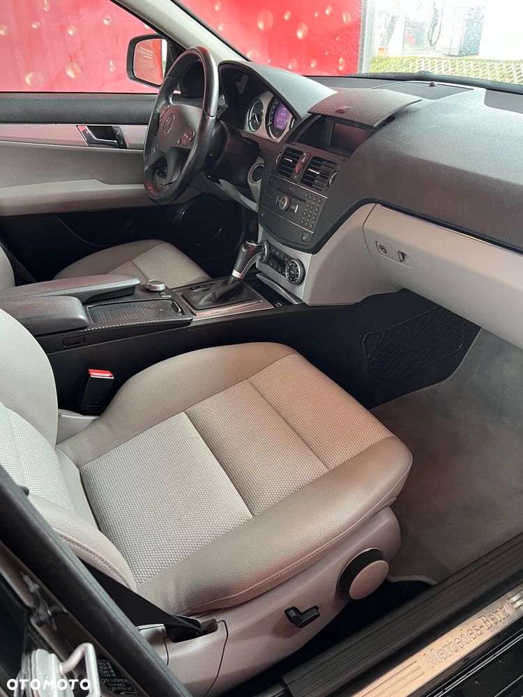 Mercedes-Benz Klasa C 200 Kompressor Automatik Avantgarde - 22