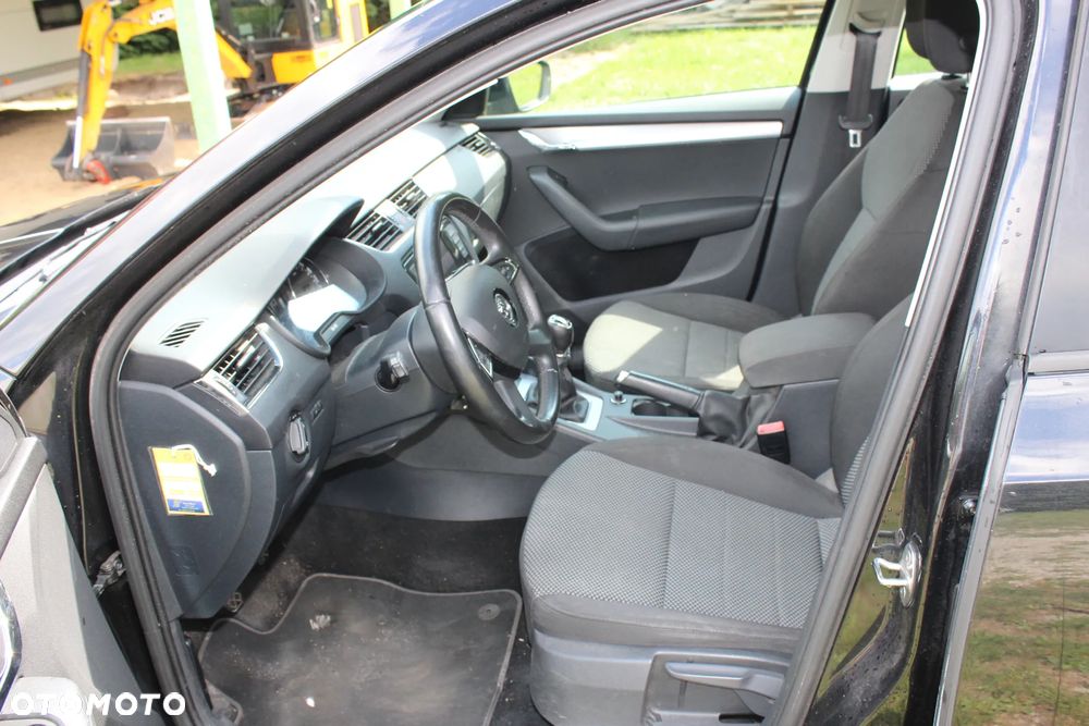Skoda Octavia 1.6 TDI Ambition - 8