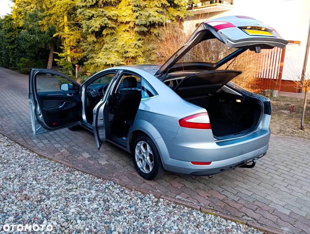 Ford Mondeo 2.0 Platinium X - 24