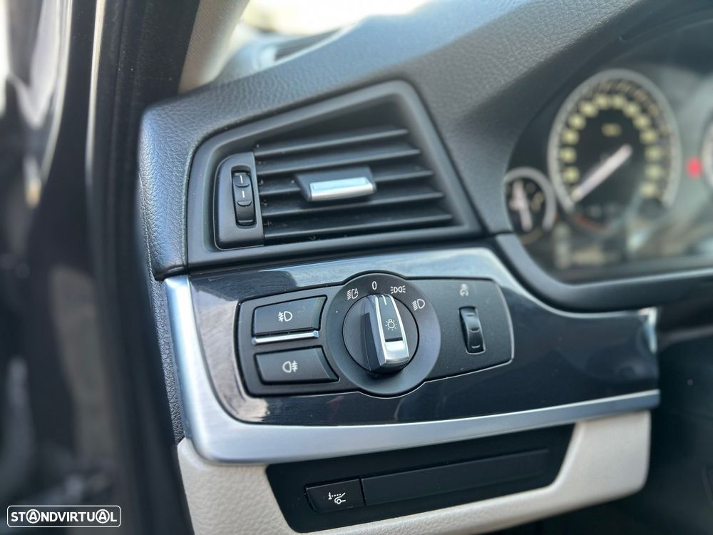 BMW 520 d Line Luxury Auto - 27