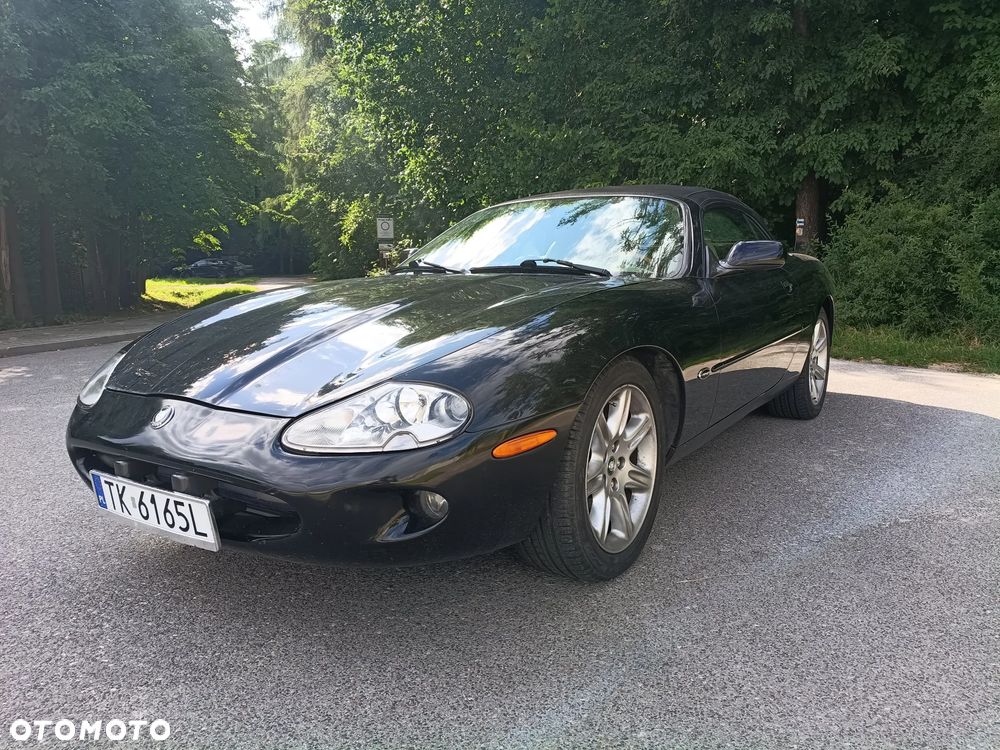 Jaguar XK8 - 16
