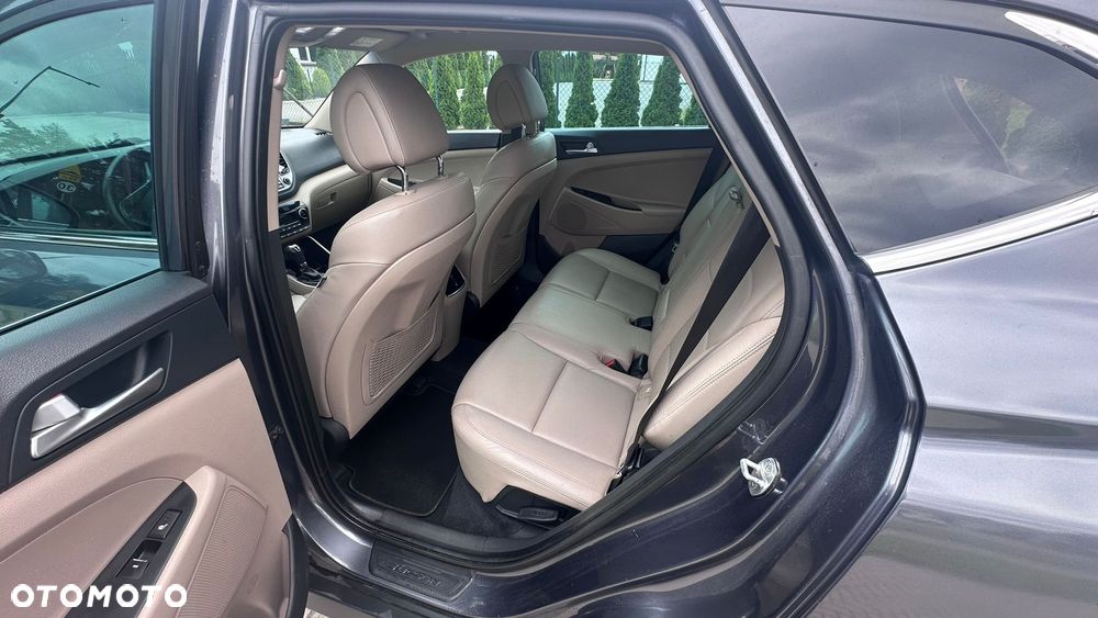 Hyundai Tucson 1.7 CRDI BlueDrive Design 2WD DCT - 9