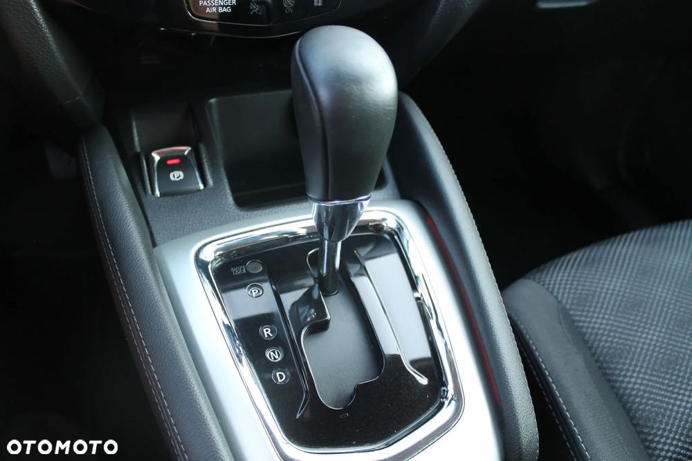 Nissan Qashqai 1.2 DIG-T N-Vision Xtronic EU6 - 14