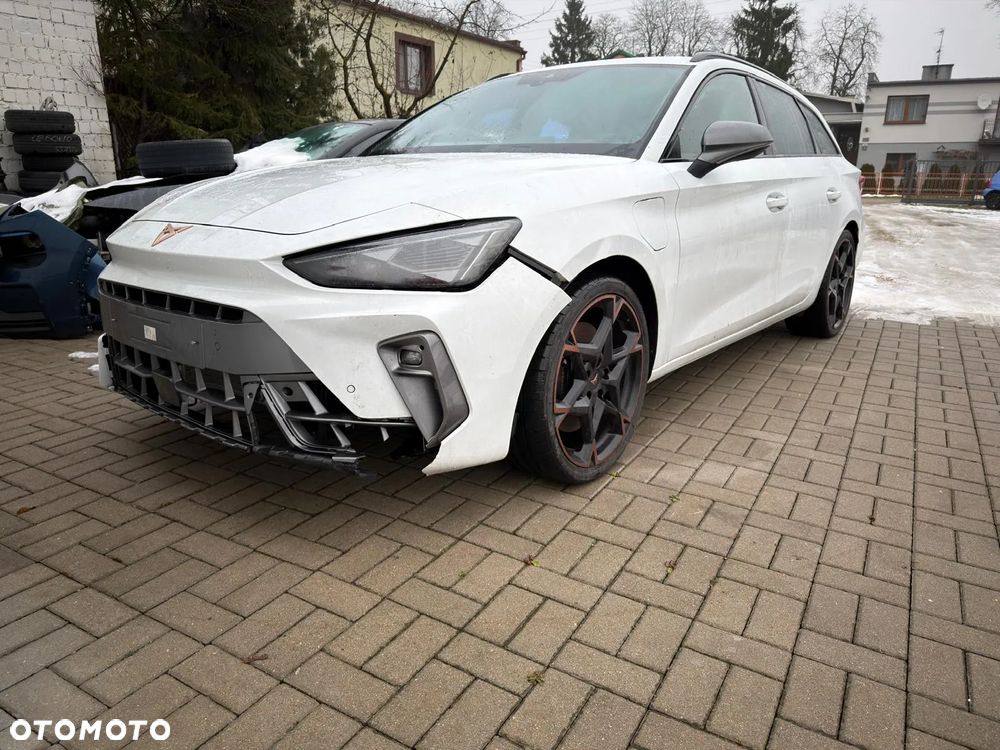 Cupra Leon 1.5 e-Hybrid PHEV VZ DSG - 1