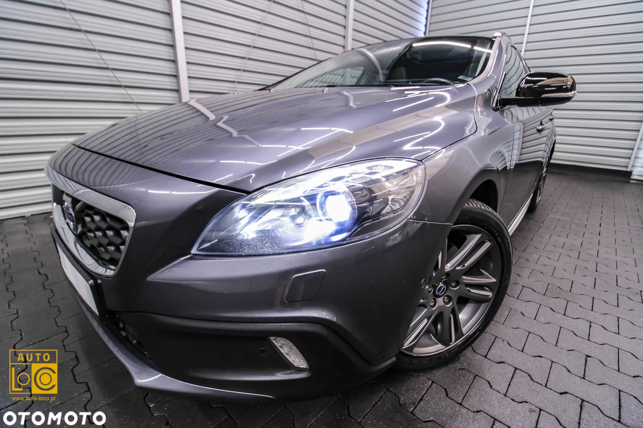 Volvo V40 Cross Country T4 AWD Summum - 31