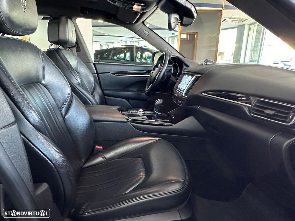 Maserati Levante 3.0 V6 - 26