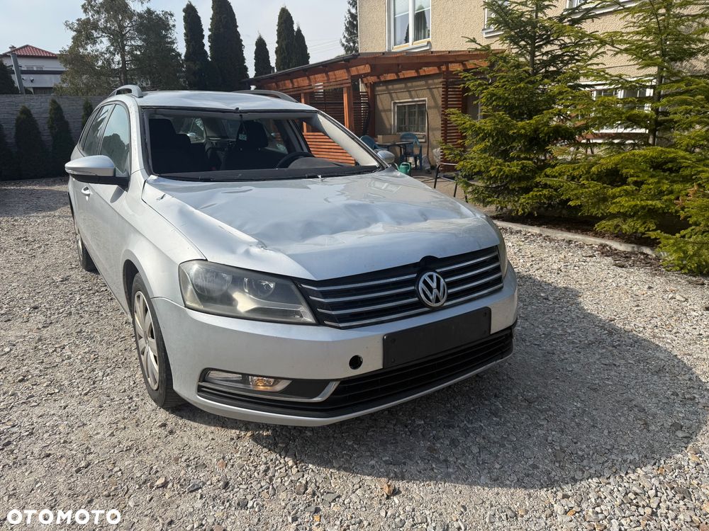 Volkswagen Passat - 6