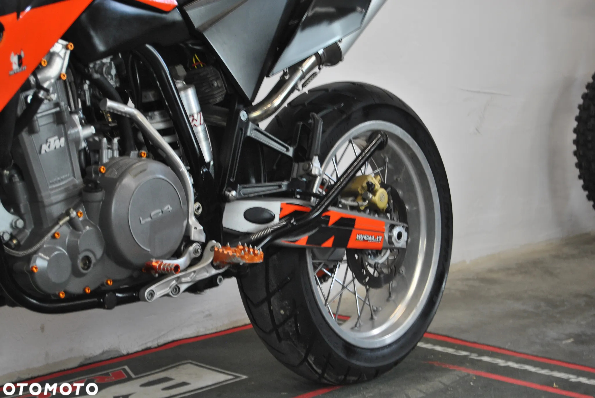 KTM LC - 4