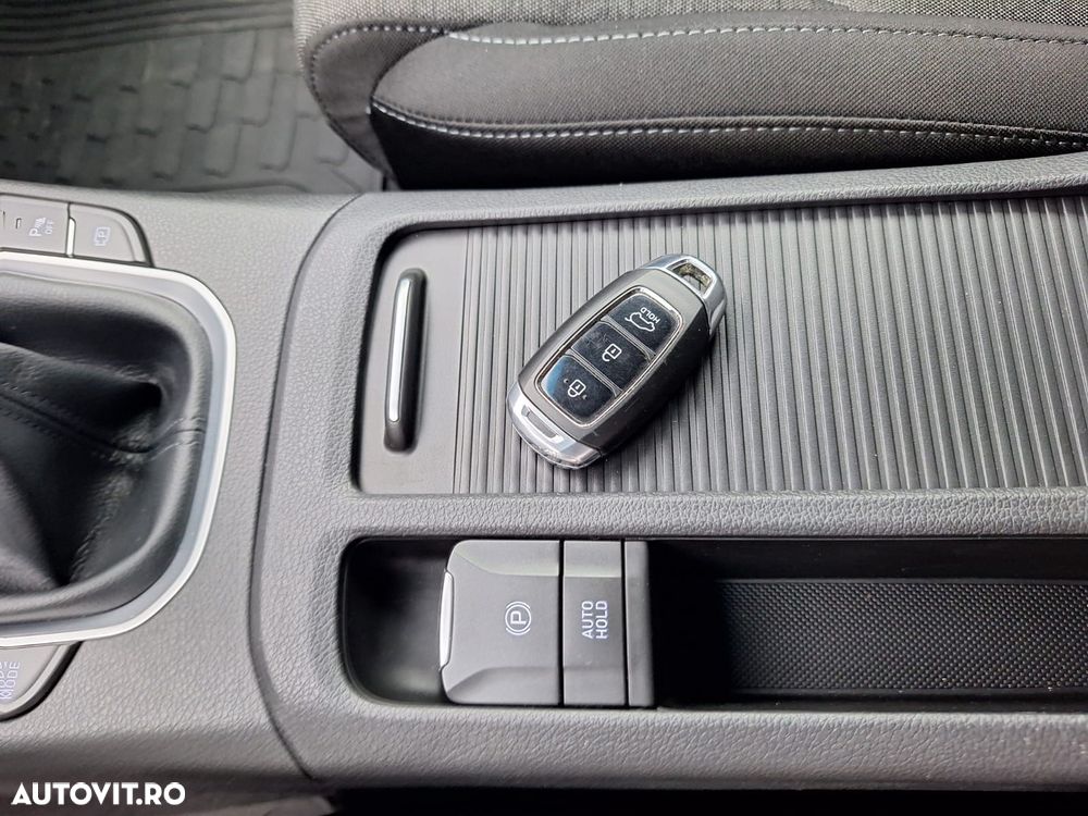 Hyundai i30 Fastback 1.5 T-GDI MHEV 160CP Highway - 15