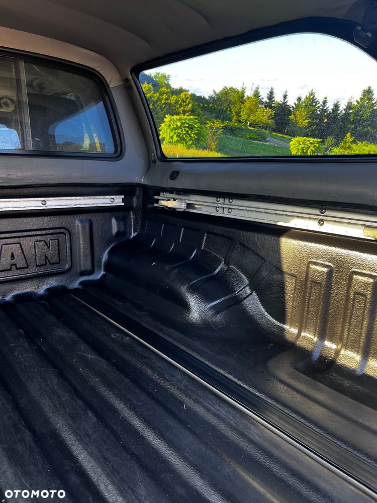Nissan NAVARA - 12