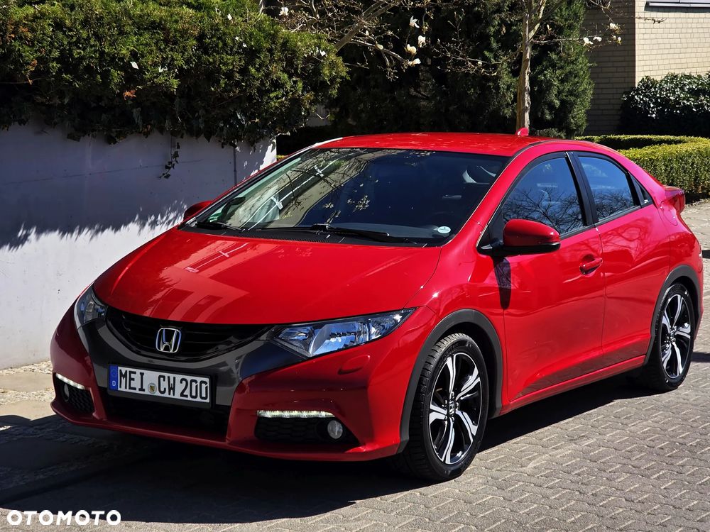 Honda Civic 1.8 i-VTEC Executive - 1